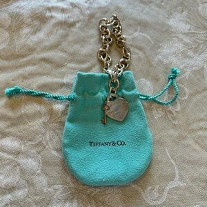 Tiffany & Co. Silver Heart Key Pendant Link Bracelet